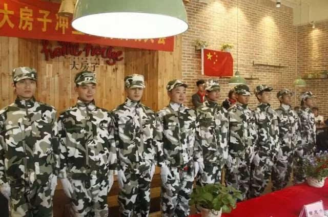 逃出上锁的现代房间7